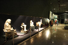 WOnderful display on Luxor Archaeology Museum